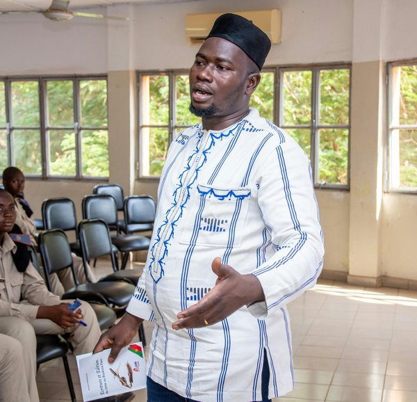 Pourquoi installer une enseigne lumineuse sur son commerce